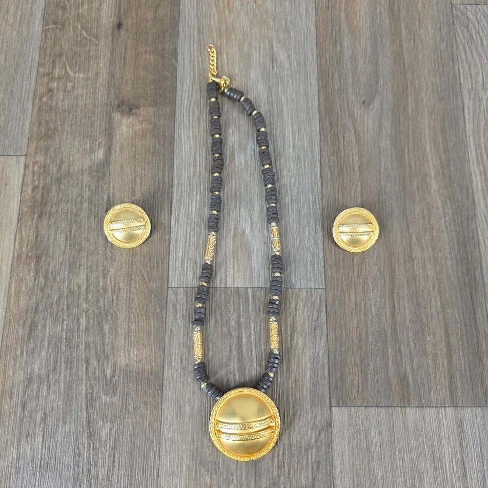 Gold Tone Pendant Necklace & Clip On Earrings Set Chunky Beaded